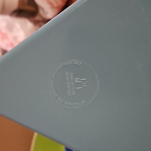 Multiple color trays multiple use party/art/snacks 14" 6 compartments removable - Picture 3 of 10